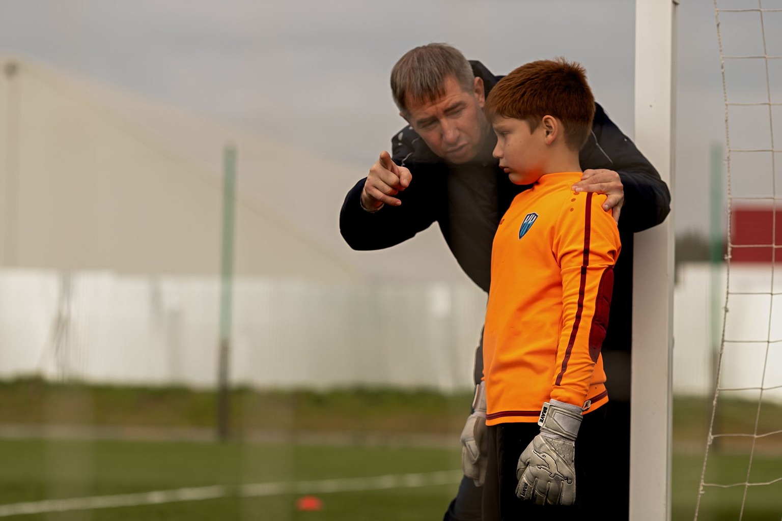 Goalkeeper distribution — Avoid common pitfalls and fine‑tune under pressure Goalkeeper distribution — Avoid common pitfalls and fine‑tune under pressure