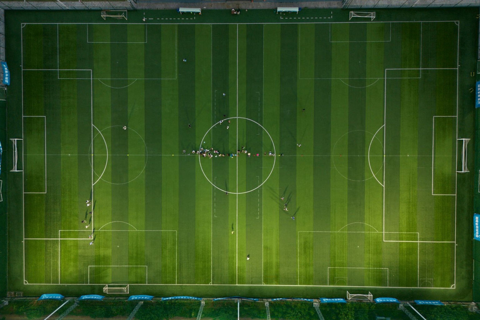 Winger positioning analysis — Adapt Positioning Based on Game Situations Winger positioning analysis — Adapt Positioning Based on Game Situations